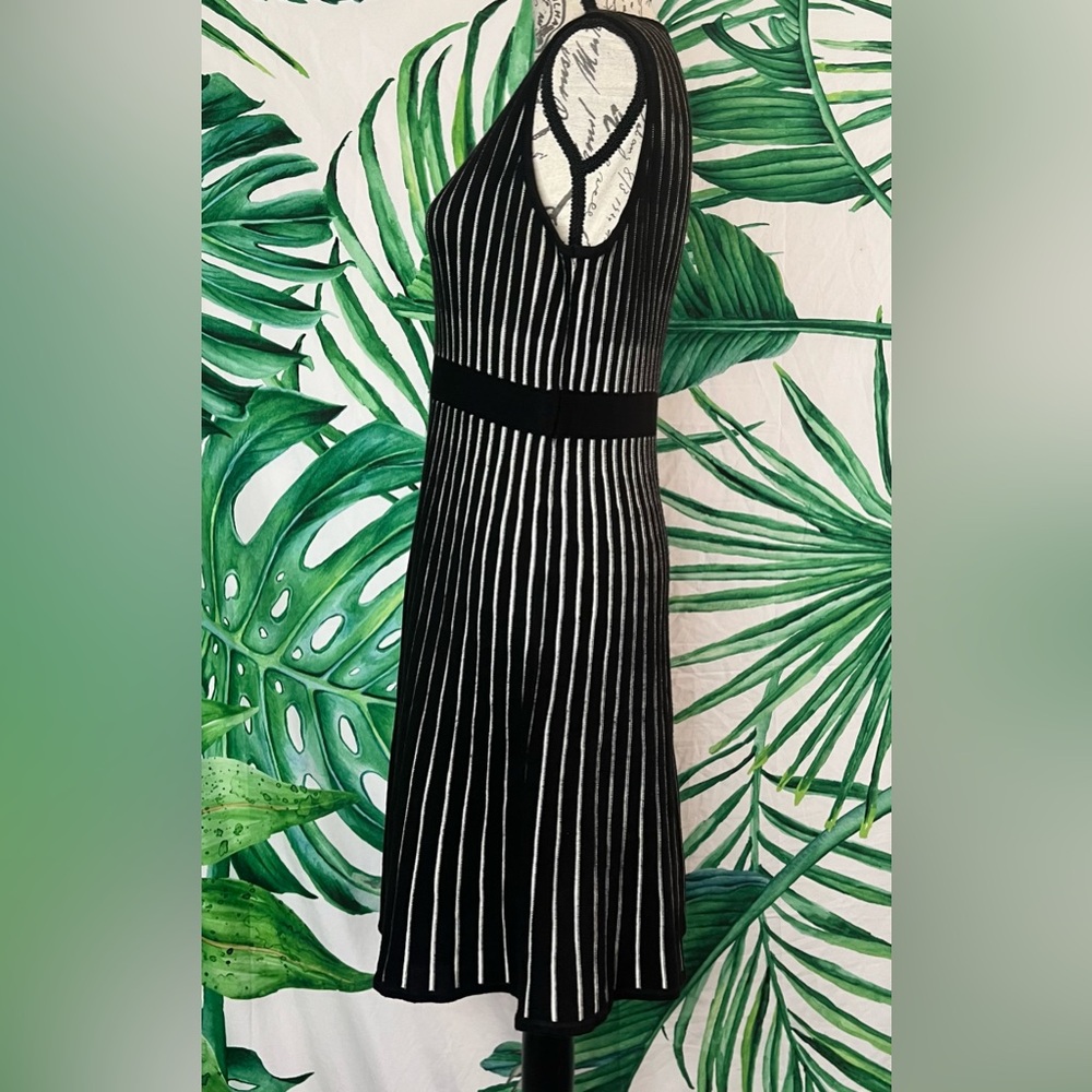 Calvin Klein Medium Black White Vertical Stripe Office Work Knit Stretchy Dress - Picture 4 of 8